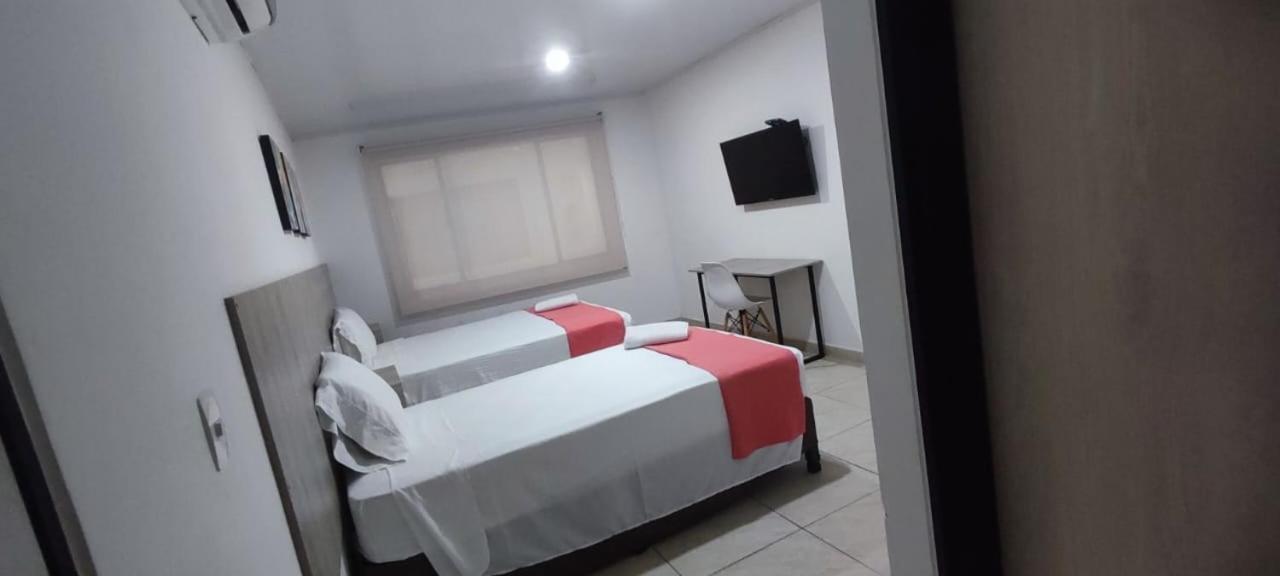 Hotel Inara جيراردو المظهر الخارجي الصورة